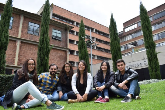 Preuniversitario en Química Farmacéutica imagen